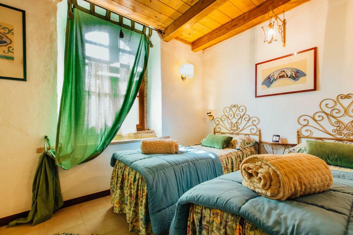 Вилла Casa Conti Di Sotto Гаворрано Экстерьер фото